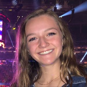 Meet your Posher, Brooke